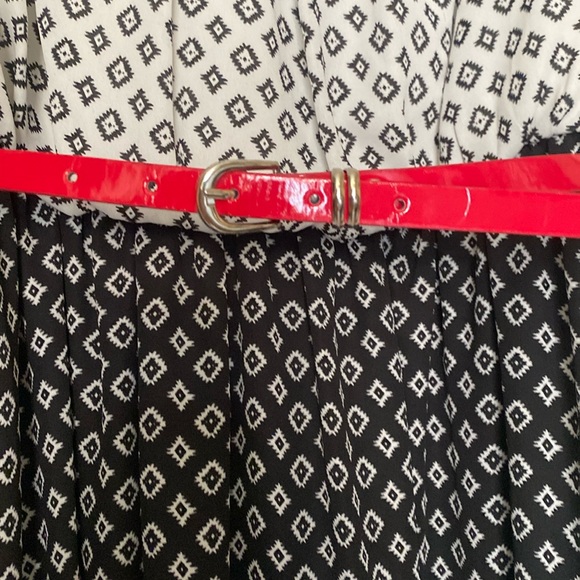 AB STUDIO BLACK & WHITE SLEEVELESS LINED BELTED ELASTIC WAIST DRESS SIZE L NWOT - Picture 4 of 14